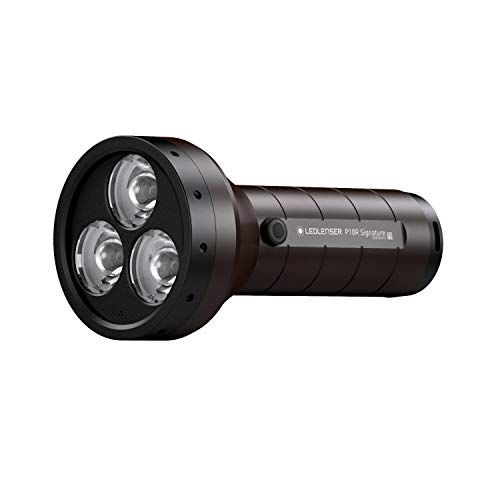 Ledlenser, P18R Signature – Torcia a LED con tecnologia X-Lens 4500 lumen, portata 720 m, durata 70 ore, con batteria ricaricabile, cavo di ricarica magnetico, colore: Marrone caffè espresso
