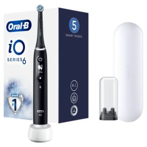 Oral-B iO Series – Spazzolino da denti elettrico ricaricabile con 1 manico intelligente, colore nero, 1 spazzola e 1 custodia da viaggio Premium in omaggio